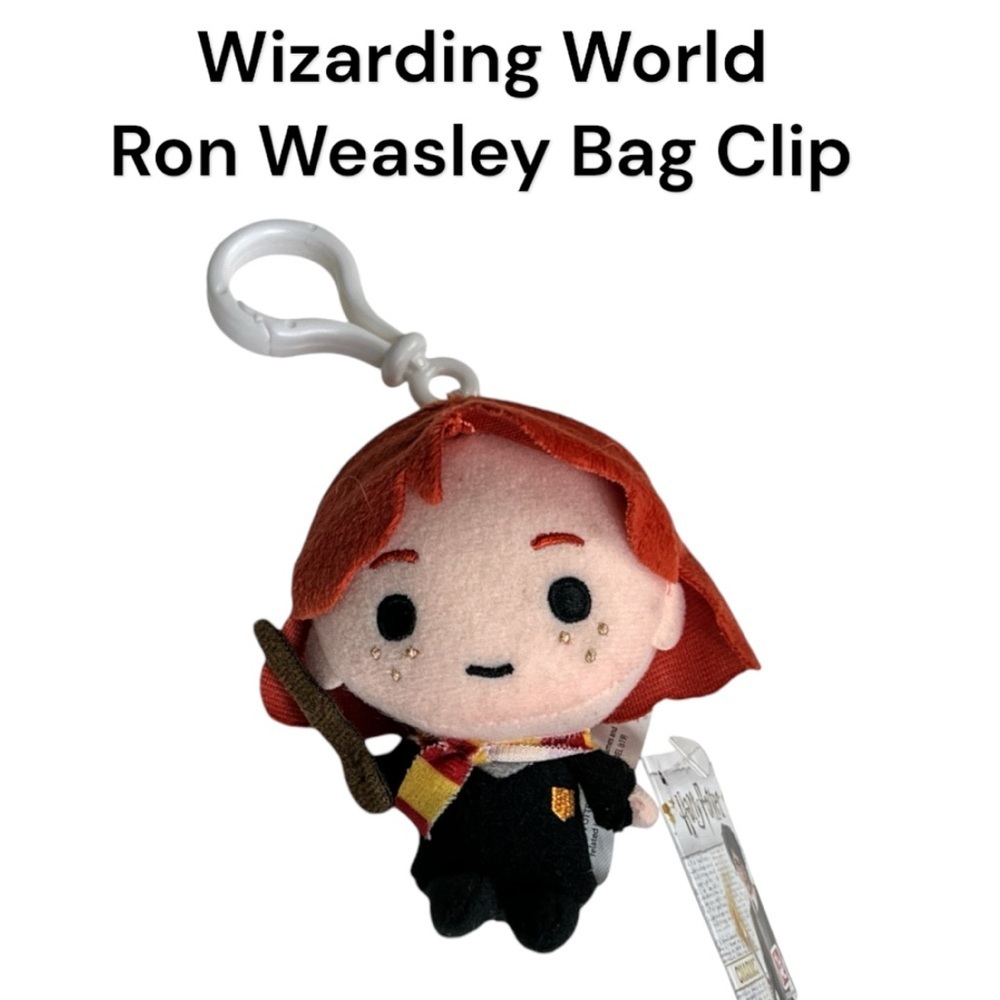 NWT WB Harry Potter’s Wizarding World 4”  Ron Weasley Plush Chibi Bag Clip